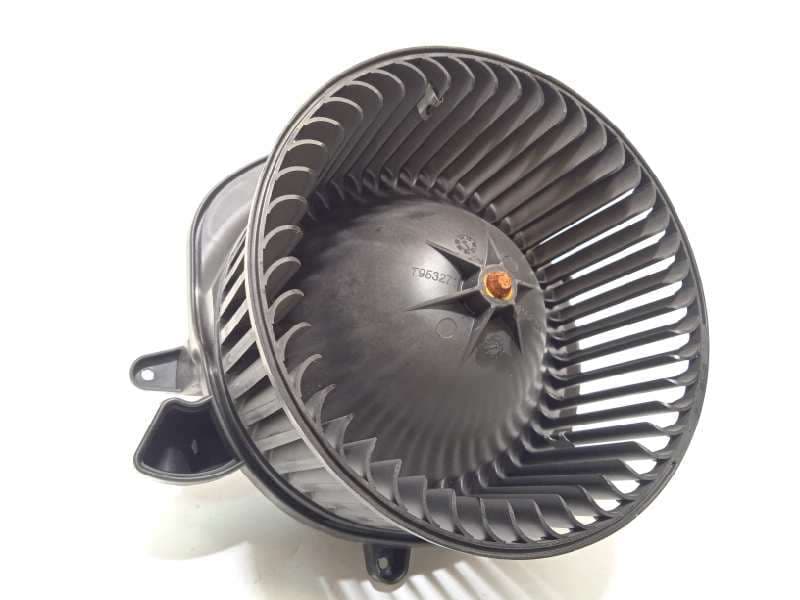 Recambio de motor calefaccion para ford mustang basis referencia OEM IAM FR3B19846A - Rojo