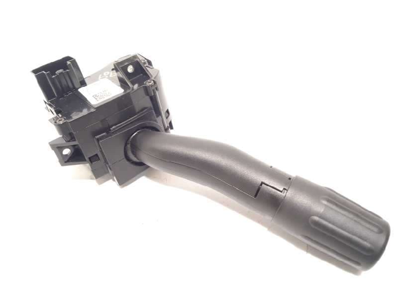 Recambio de mando limpia para mercury milan 3.0 referencia OEM IAM 7E5T13K359AAW - Negro 2