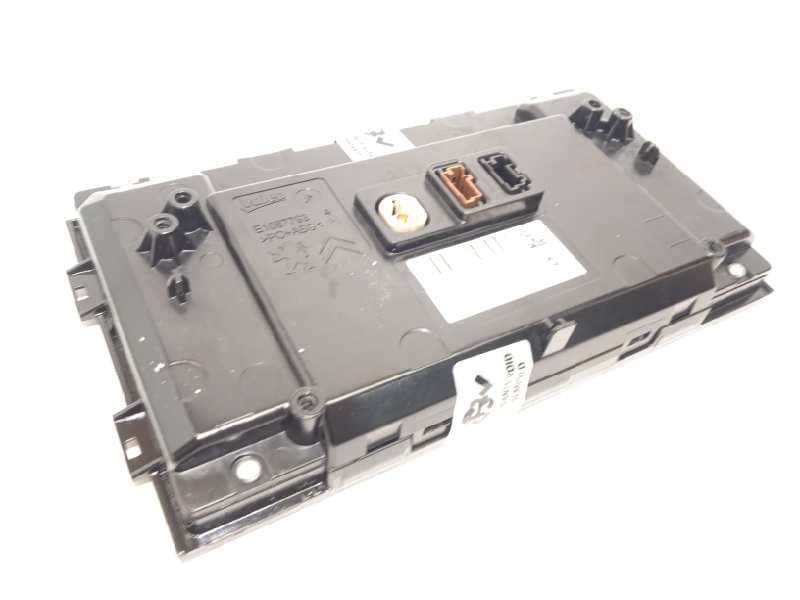 Recambio de pantalla multifuncion para peugeot 308 style referencia OEM IAM 9811486280 4