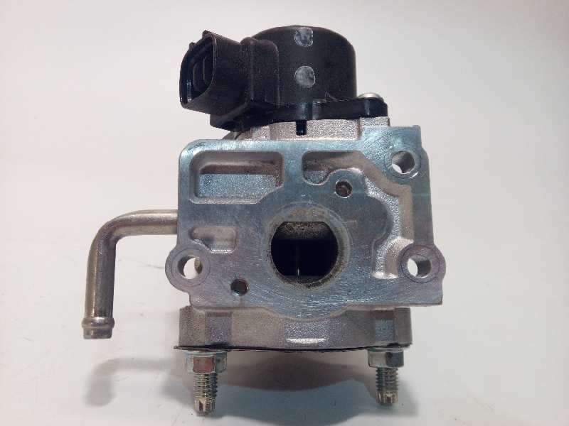 Recambio de valvula egr para toyota rav 4 advance hybrid referencia OEM IAM 2562036060 2