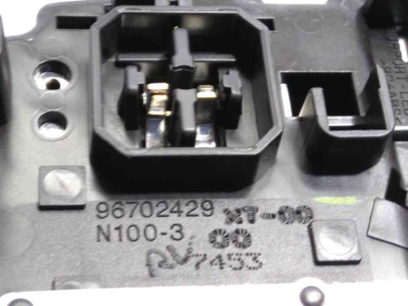 Recambio de luz interior para citroën ds5 2.0 bluehdi 150 referencia OEM IAM 96702429 - Blanco 3