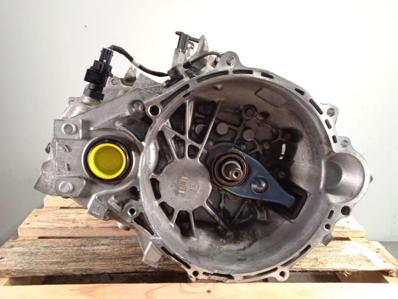 Recambio de caja cambios para kia carens iv 1.7 crdi referencia OEM IAM 4300032932 WFW6 - Blanco