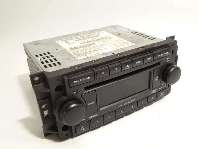 Recambio de sistema audio / radio cd para dodge caliber sxt referencia OEM IAM P05064362AA - Negro