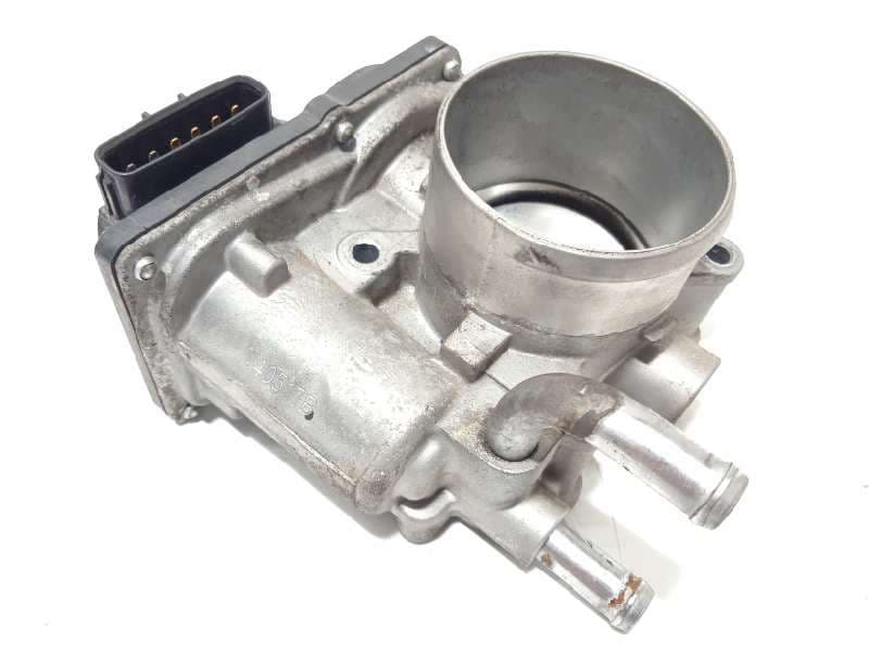 Recambio de caja mariposa para kia sportage basic 4x2 referencia OEM IAM 351002B300 - Blanco