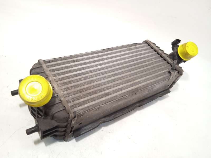 Recambio de intercooler para kia carens iv 1.7 crdi referencia OEM IAM 282702A480 - Blanco