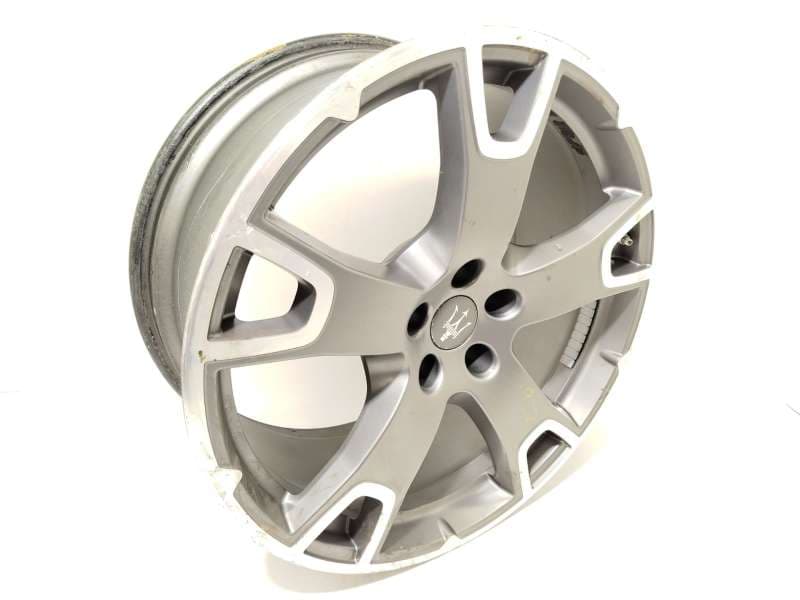 Recambio de llanta para maserati levante suv (m161) 3.0 d q4 referencia OEM IAM 670044701