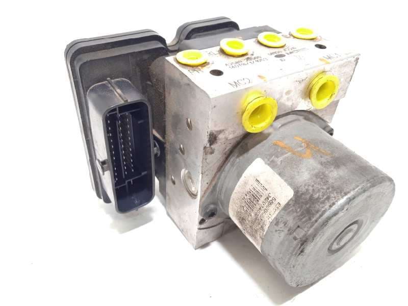 Recambio de abs para kia cee'd drive referencia OEM IAM 58920A2210 6158945200 A258920500 - Blanco