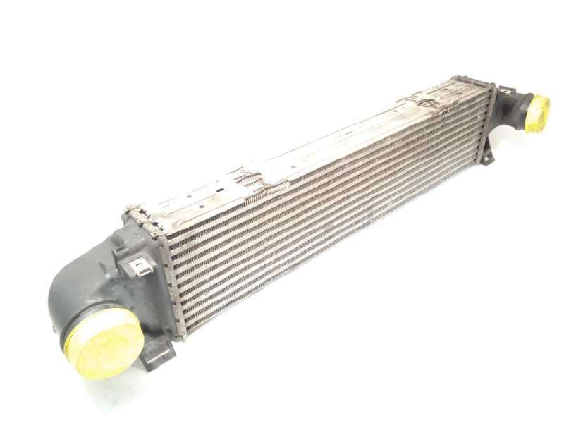 Recambio de intercooler para volvo v60 familiar referencia OEM IAM 31338236 - Blanco