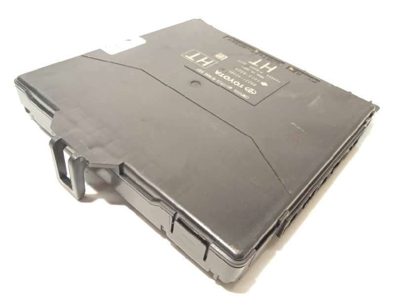 Recambio de modulo electronico para toyota rav4 referencia OEM IAM 8922142390  50139303 - Gris
