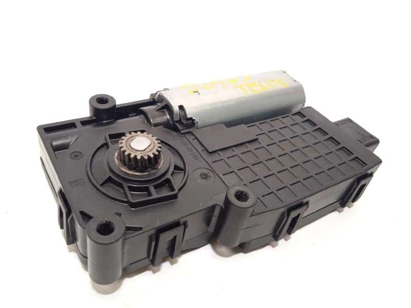 Recambio de motor techo electrico para renault arkana 1.3 referencia OEM IAM 913501526R - Blanco