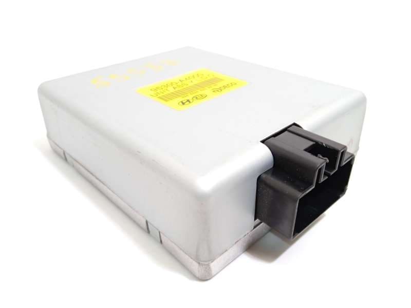 Recambio de modulo electronico para kia carens iv 1.7 crdi referencia OEM IAM 95300A4000 - Blanco