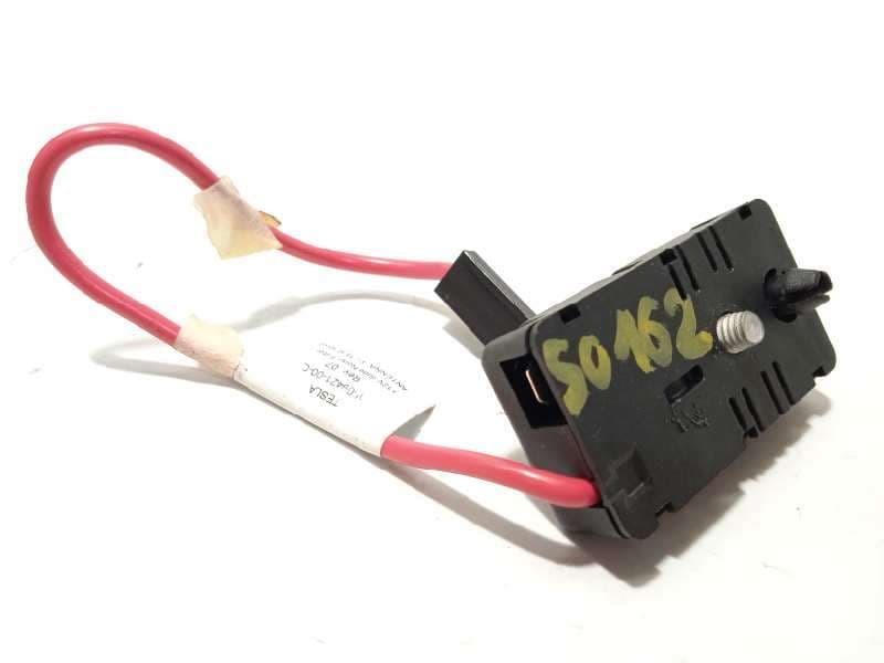 Recambio de antena para tesla model 3 rwd referencia OEM IAM 150942100C - Blanco 3