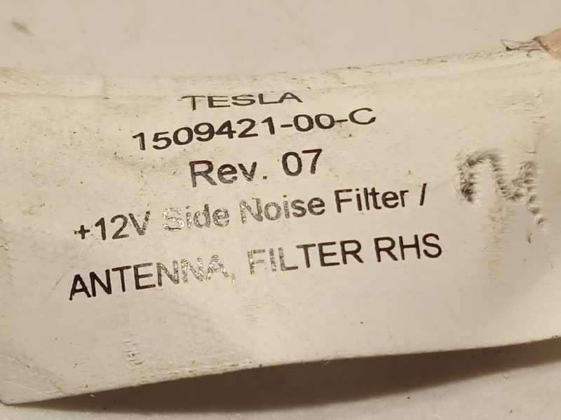 Recambio de antena para tesla model 3 rwd referencia OEM IAM 150942100C - Blanco 4