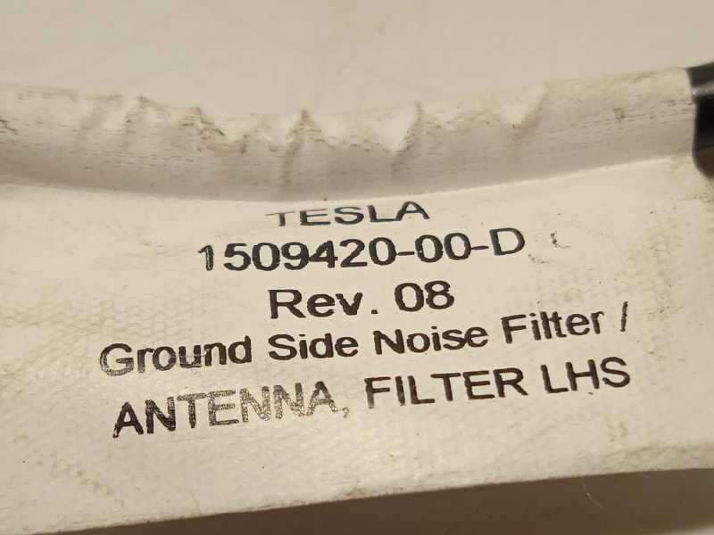 Recambio de antena para tesla model 3 rwd referencia OEM IAM 150942000D - Blanco 4