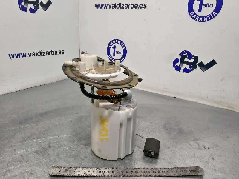 Recambio de bomba combustible para kia rio basic referencia OEM IAM 311101R200 - Blanco