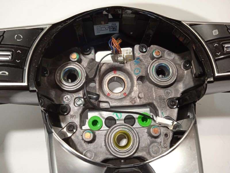 Recambio de volante para kia xceed edrive phev referencia OEM IAM 56100J7520SA1 4