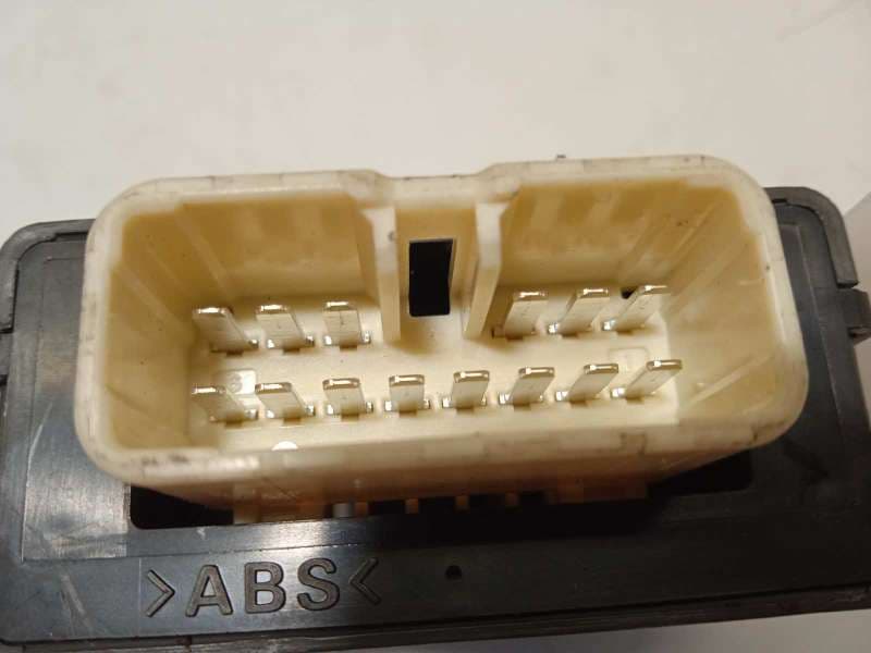 Recambio de rele para lexus nx 300h 4wd referencia OEM IAM 8597042010  0515004280 3