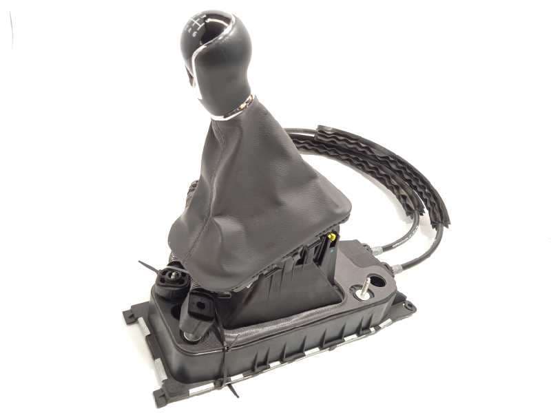 Recambio de palanca cambio para seat ibiza (kj1) style referencia OEM IAM 2Q0711049K - Blanco