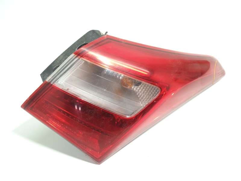 Recambio de piloto trasero derecho para hyundai i30 (gd) 1.4 referencia OEM IAM 92402A5020 - Rojo