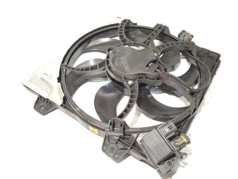 Recambio de electroventilador para peugeot 208 (p2) active referencia OEM IAM 9823959280 - Blanco