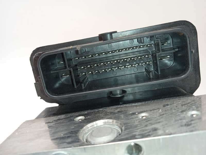 Recambio de abs para renault kadjar zen referencia OEM IAM 476608240R 0265956527 269829 4