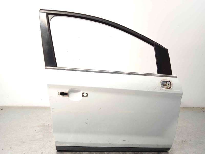 Recambio de puerta delantera derecha para ford kuga (cbv) trend referencia OEM IAM 1712678 - Blanco