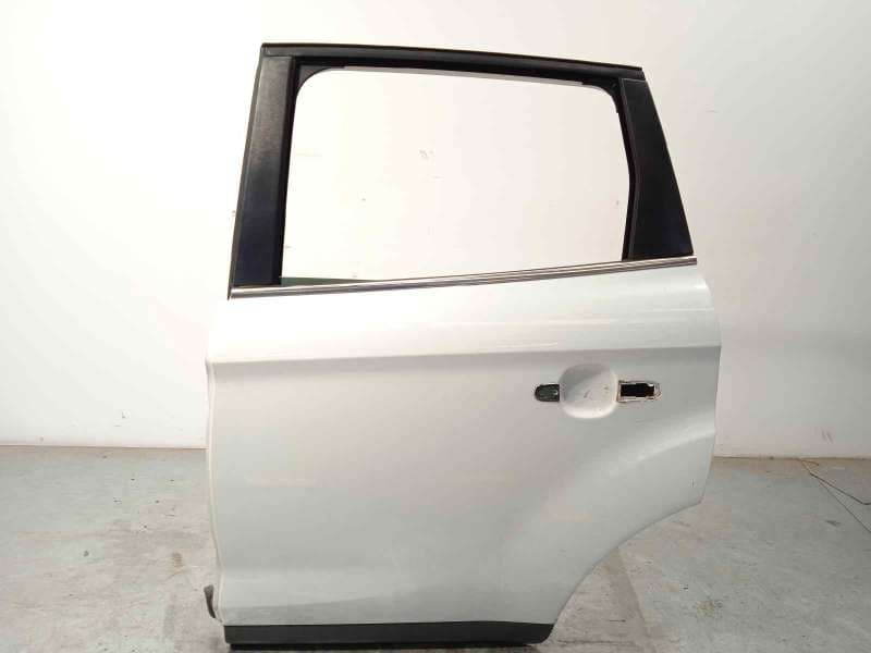 Recambio de puerta trasera izquierda para ford kuga (cbv) trend referencia OEM IAM 1520947 - Blanco