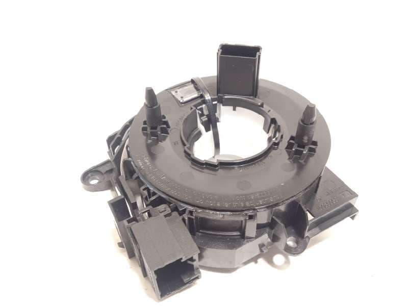 Recambio de anillo airbag para volkswagen t-cross 1.0 tsi referencia OEM IAM 6RA959653A - Blanco