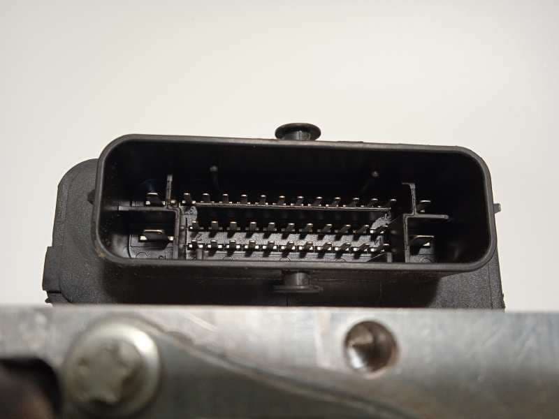 Recambio de abs para peugeot 308 style referencia OEM IAM 9816073880 9816071180 269812 4