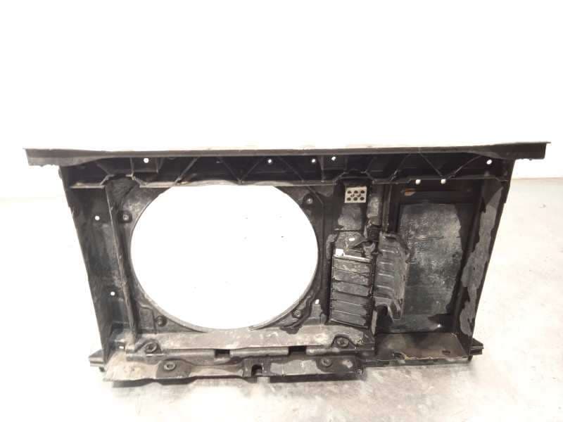 Recambio de panel frontal para peugeot 3008 premium referencia OEM IAM 7104GG  9676568880 3
