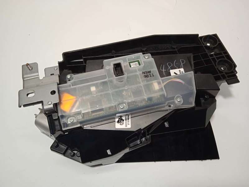 Recambio de pantalla multifuncion para mazda 3 berlina (bp) referencia OEM IAM BDGG - Rojo 5