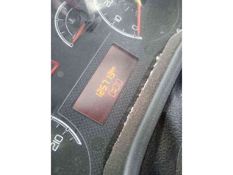 Recambio de cuadro instrumentos para fiat fiorino básico referencia OEM IAM 1388112080 - Blanco 7
