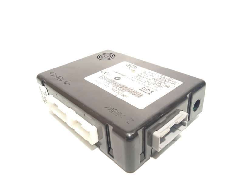Recambio de modulo electronico para kia cee'd 1.4 crdi cat referencia OEM IAM 95400A2210 - Blanco