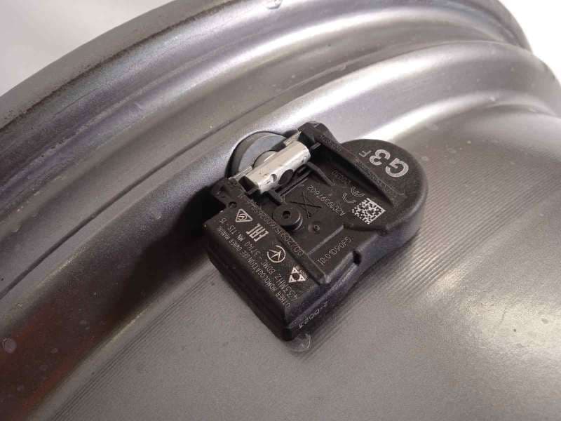 Recambio de llanta para mazda cx-30 referencia OEM IAM 9965957080 6