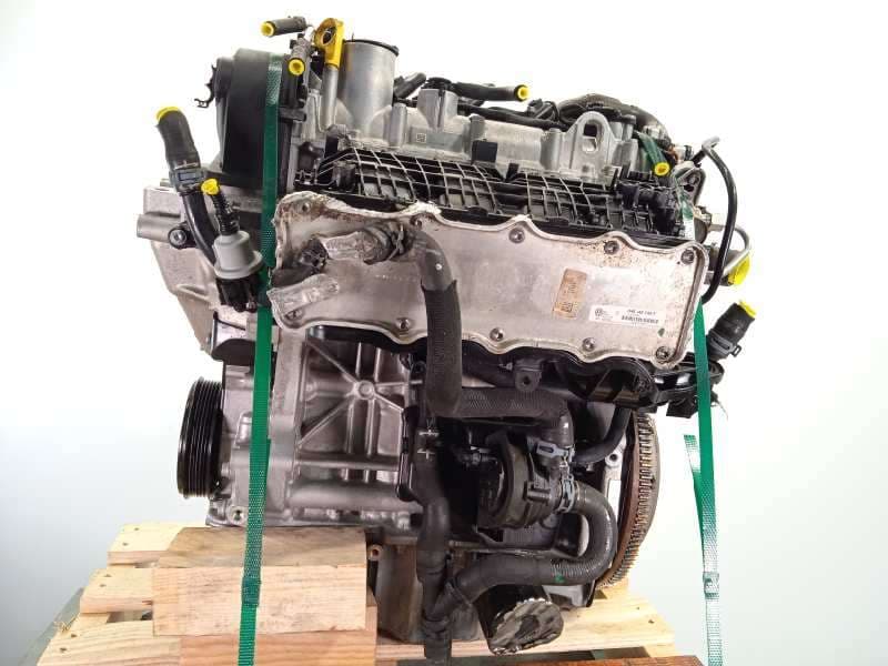 Recambio de despiece motor para skoda yeti 1.2 tsi referencia OEM IAM CYV - Blanco