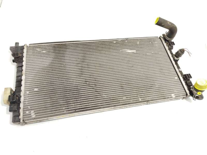 Recambio de radiador agua para seat ibiza (6p1) reference referencia OEM IAM 6R0121253A - Blanco