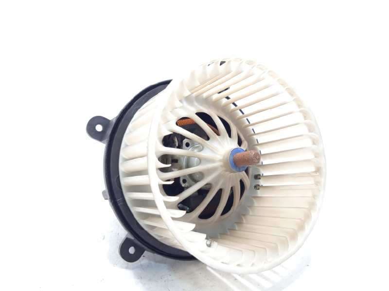 Recambio de motor calefaccion para volvo xc90 referencia OEM IAM BZ73719 31369437 - Blanco
