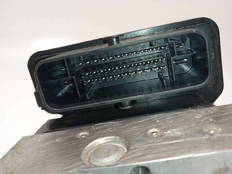 Recambio de abs para peugeot 308 style referencia OEM IAM 9816073880 9816071180 269812 4