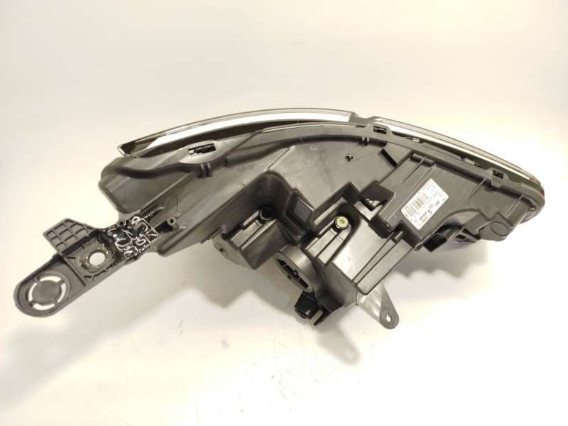 Recambio de faro izquierdo para citroën c4 iii 1.2 referencia OEM IAM 9830649480  73374697 4