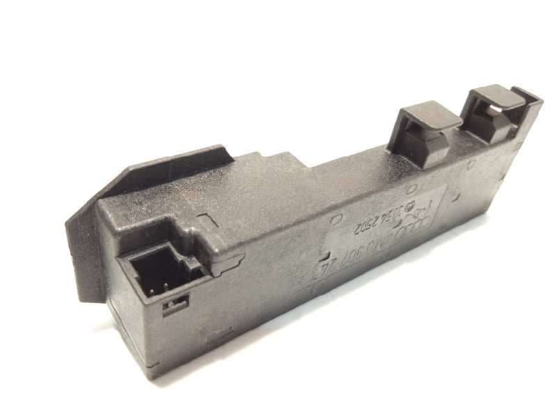 Recambio de antena para audi a8 (4n2/4n8) 50 tdi quattro referencia OEM IAM 4M0907247A - Negro