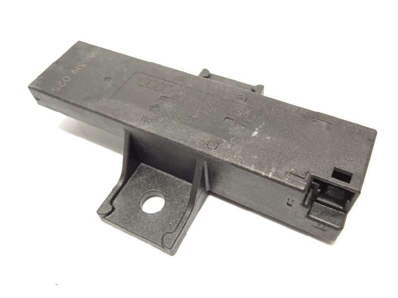 Recambio de antena para audi a8 (4n2/4n8) 50 tdi quattro referencia OEM IAM 4M0907247 - Negro 4