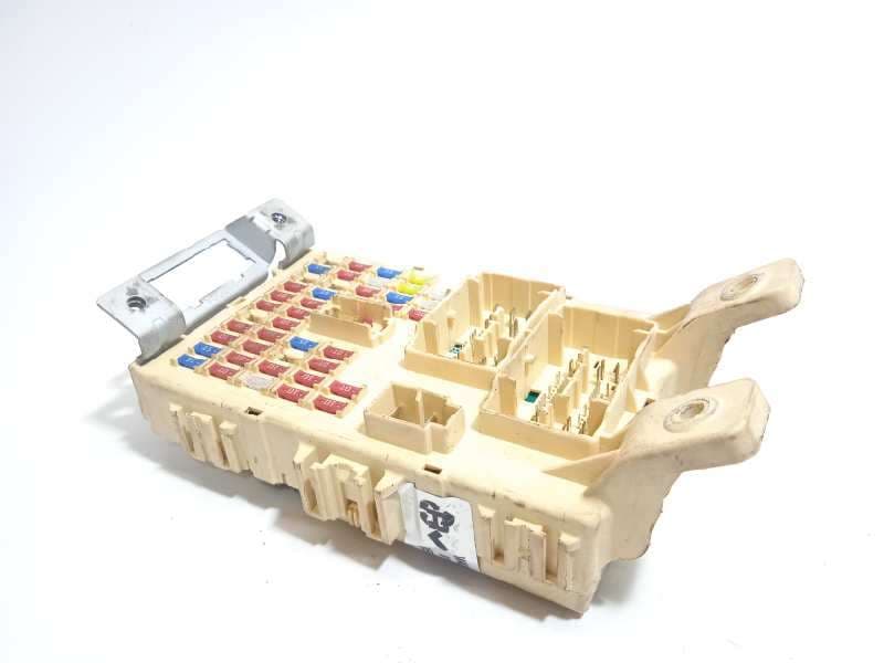 Recambio de caja reles / fusibles para hyundai i20 city s referencia OEM IAM 919511J030