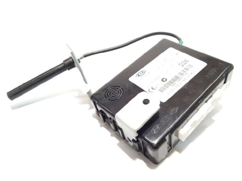 Recambio de modulo electronico para kia cee'd 1.6 crdi cat referencia OEM IAM 95400A2260 - Gris