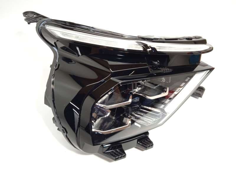 Recambio de faro derecho para citroën c4 iii 1.2 referencia OEM IAM 9830649280  73374698 2