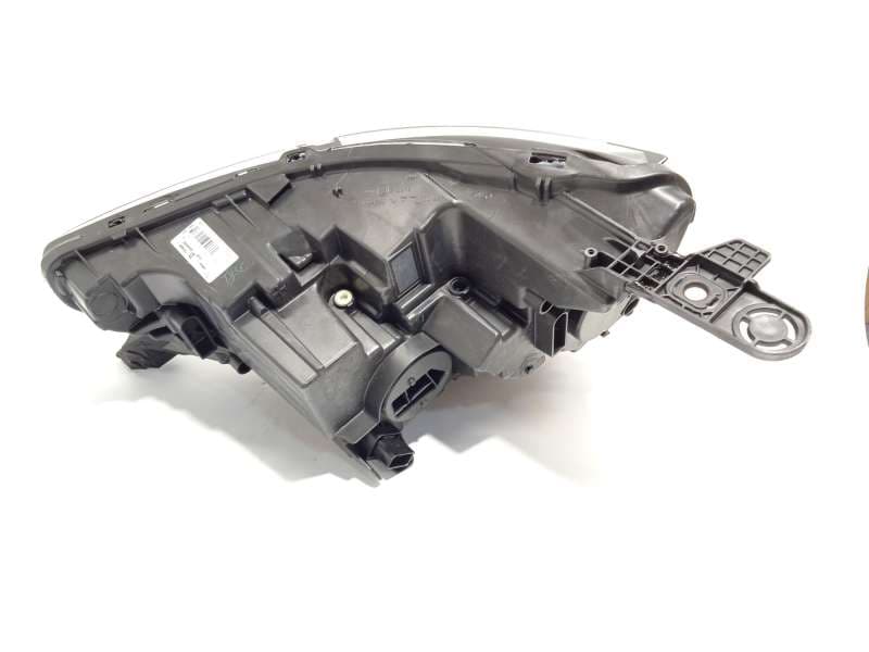 Recambio de faro derecho para citroën c4 iii 1.2 referencia OEM IAM 9830649280  73374698 5