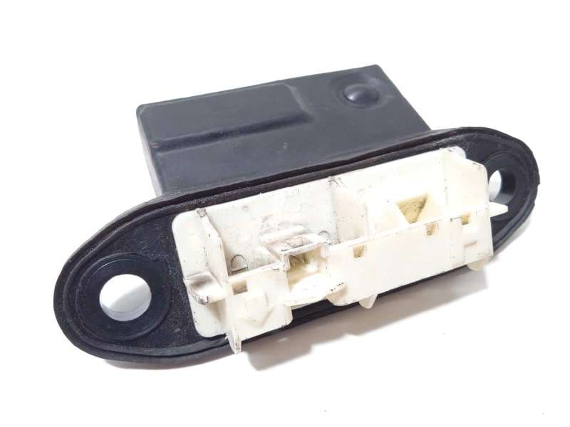 Recambio de maneta exterior porton para lexus nx 300h 4wd referencia OEM IAM 6943048030