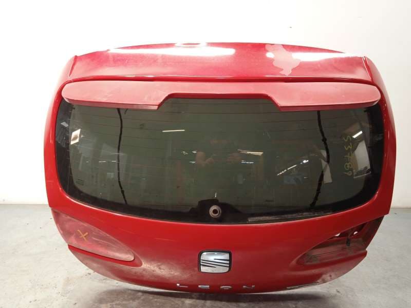 Recambio de porton trasero para seat leon (1p1) 1.9 tdi referencia OEM IAM 1P0827024 - Rojo