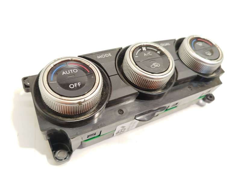 Recambio de mando climatizador para subaru forester sport referencia OEM IAM 72311SG611 - Negro