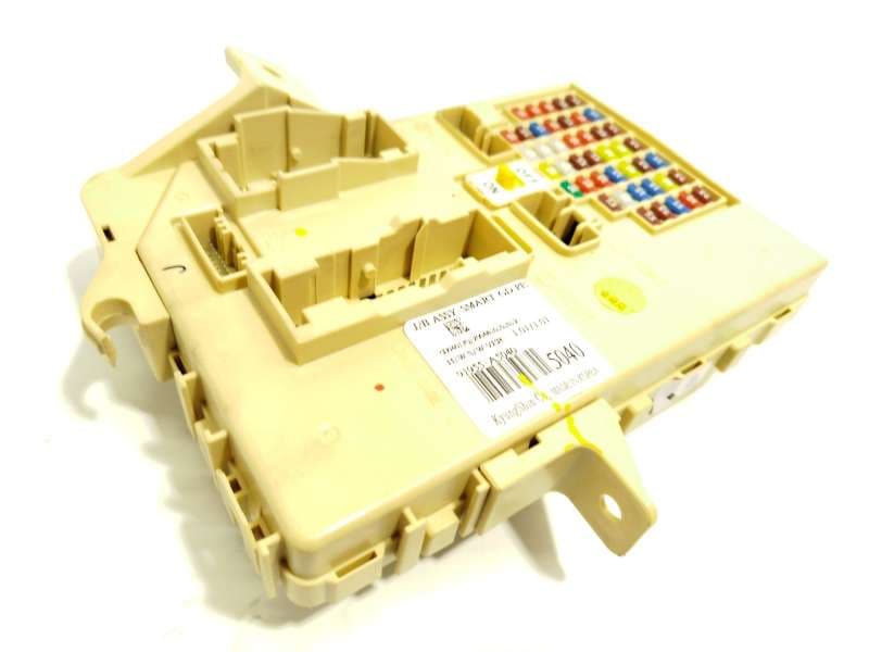 Recambio de caja reles / fusibles para hyundai i30 (gd) 1.4 referencia OEM IAM 91955A5040 - Plata