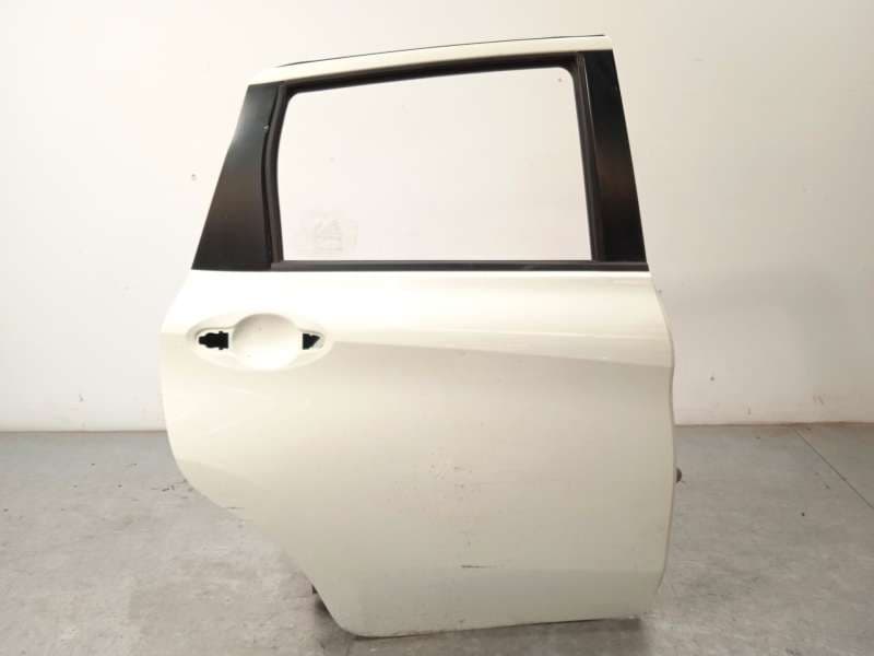 Recambio de puerta trasera derecha para nissan note visia referencia OEM IAM H21003VVMA - Blanco